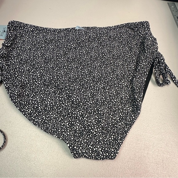 Shade & Shore Black and White Polka Dot Bikini Bottom - Picture 4 of 6